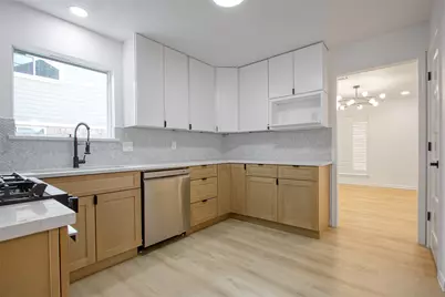 9211 Godstone Lane, Spring, TX 77379 - Photo 9