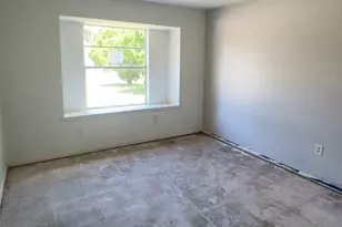 7735 Whispering Wood Ln, Houston, TX 77086 - Photo 7