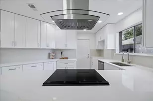 9742 Shell Rock Rd, La Porte, TX 77571 - Photo 9