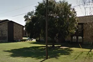 900 Avenue J, Bay City, TX 77414 - Photo 5