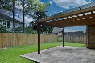 2023 Creek Run Dr, Pearland, TX 77584 - Photo 35