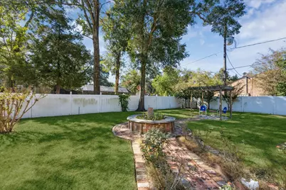 305 Hardeman Street, Sealy, TX 77474 - Photo 19