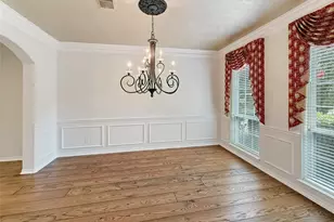 110 W Lansdowne Cir, The Woodlands, TX 77382 - Photo 3