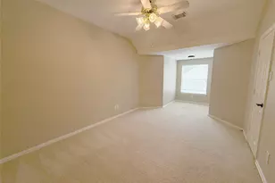 110 W Lansdowne Cir, The Woodlands, TX 77382 - Photo 21