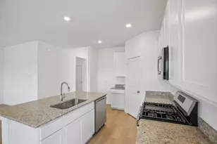 1211 Mattinson Rae Ct, Tomball, TX 77375 - Photo 9