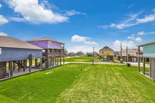 2116 Canal, Crystal Beach, TX 77650 - Photo 19