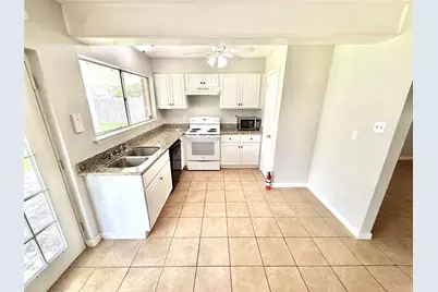 16814 David Glen Drive, Friendswood, TX 77546 - Photo 5