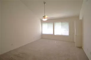 1931 Vinces Bridge, Sugar Land, TX 77478 - Photo 9