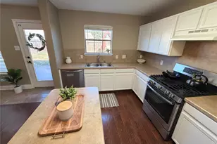 29402 Legends Hill Dr, Spring, TX 77386 - Photo 3