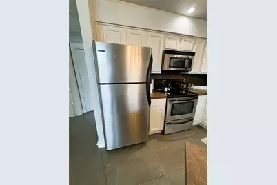 111 Dunbar Estates Drive #404, Friendswood, TX 77546 - Photo 15