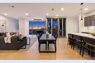 1711 Allen Parkway #2705, Houston, TX 77019 - Photo 3
