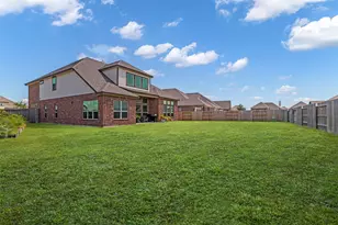 423 Round Top St, Webster, TX 77598 - Photo 39