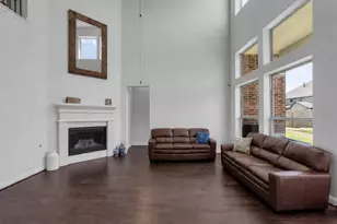 423 Round Top St, Webster, TX 77598 - Photo 13