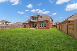 423 Round Top St, Webster, TX 77598 - Photo 41