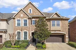 31 Windsor Ct, Spring Valley Village, TX 77055 - Photo 1