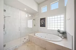 6302 Prague St, Houston, TX 77007 - Photo 3