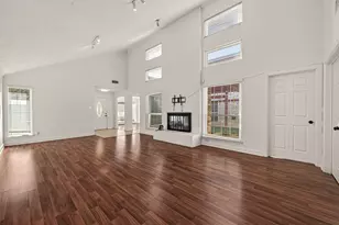 11414 Meadow Lake Dr, Houston, TX 77077 - Photo 9