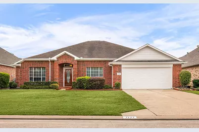 7727 Heron Lakes Drive, Houston, TX 77064 - Photo 3