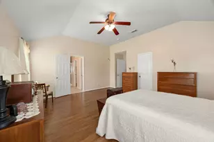7727 Heron Lakes Dr, Houston, TX 77064 - Photo 17