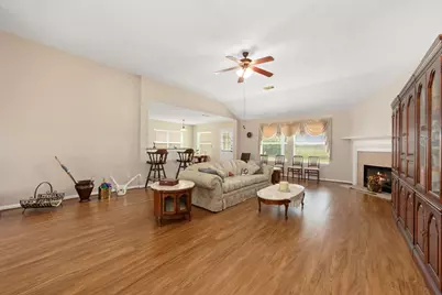 7727 Heron Lakes Drive, Houston, TX 77064 - Photo 9