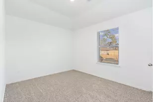 507 Cicero Ln, Pinehurst, TX 77362 - Photo 11