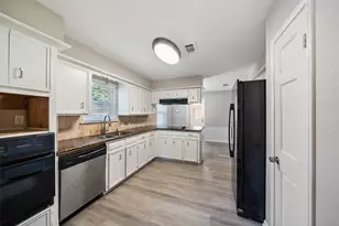 499 Mississippi Park, Conroe, TX 77302 - Photo 5