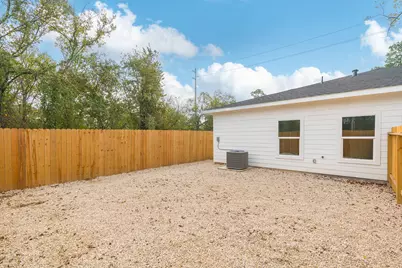 9409 Caddo Road, Houston, TX 77078 - Photo 41