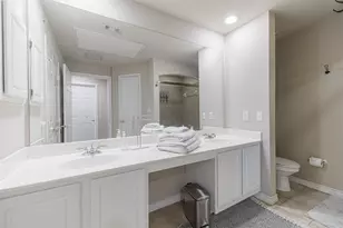 2400 McCue Rd, Houston, TX 77056 - Photo 9