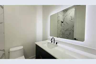 4722 Old Spanish Trail #B301, Houston, TX 77021 - Photo 13