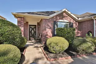 2014 Grand Park Dr, Missouri City, TX 77489 - Photo 1