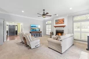 3905 N Briarwood Dr, Brenham, TX 77833 - Photo 13