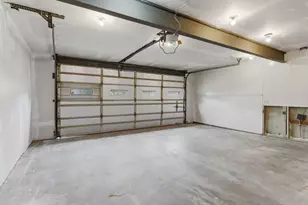 445 Longmeadow St, Beaumont, TX 77707 - Photo 37