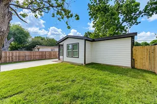 6923 Keller St, Houston, TX 77087 - Photo 3