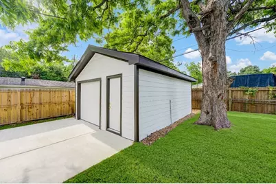 6923 Keller Street, Houston, TX 77087 - Photo 31