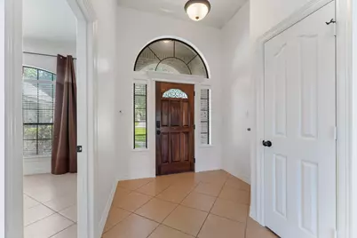 1719 Summergate Drive, Conroe, TX 77304 - Photo 7