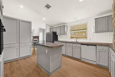 3725 Allen Road, Pearland, TX 77584 - Photo 17