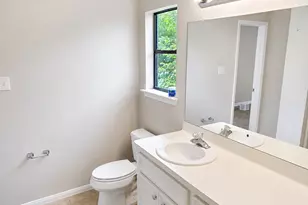 4119 Placid St, Houston, TX 77022 - Photo 9