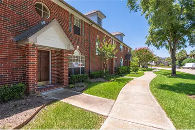 1287 El Camino Village Drive, Webster, TX 77058 - Photo 3