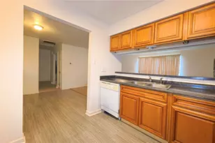 8618 Van Hut Ln, Houston, TX 77044 - Photo 7