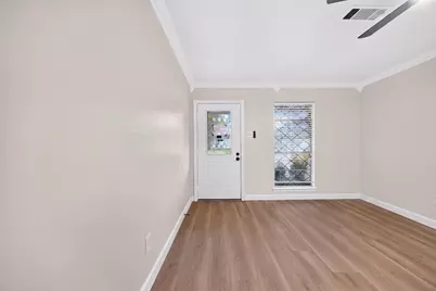 7315 Marilyn Lane, Houston, TX 77016 - Photo 9