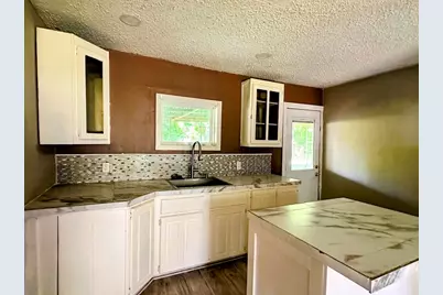 2212 Rugeley Street, Bay City, TX 77414 - Photo 3