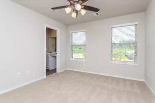 624 Levine Ct, Conroe, TX 77316 - Photo 9