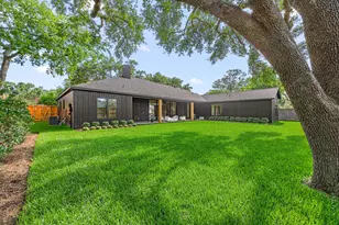 9142 Rangely Dr, Houston, TX 77055 - Photo 35