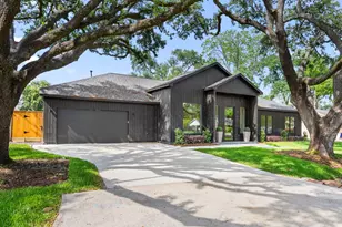 9142 Rangely Dr, Houston, TX 77055 - Photo 3