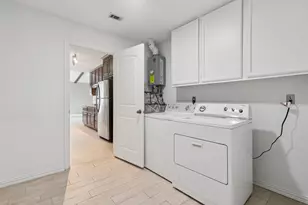 3919 Galway Ln, Houston, TX 77080 - Photo 13