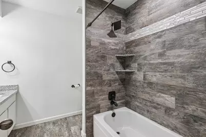 3919 Galway Lane, Houston, TX 77080 - Photo 17