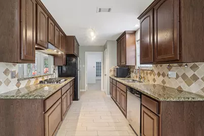 3919 Galway Lane, Houston, TX 77080 - Photo 11