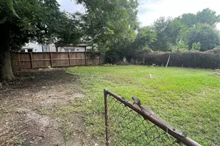 4502 Providence St, Houston, TX 77020 - Photo 3