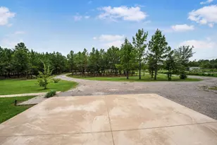 1022 Fm 1696 Road W, Huntsville, TX 77320 - Photo 35