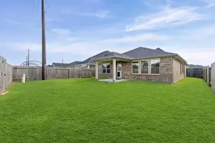 3026 Daw Boarwalk Dr, La Porte, TX 77571 - Photo 13
